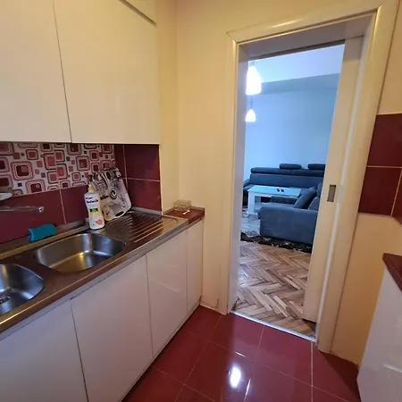 Apartment Go-di